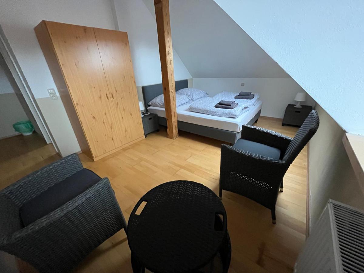 Doppelzimmer, Tv- Bad, Kuehlschrank- Parkplatz-17 Meine Bagian luar foto