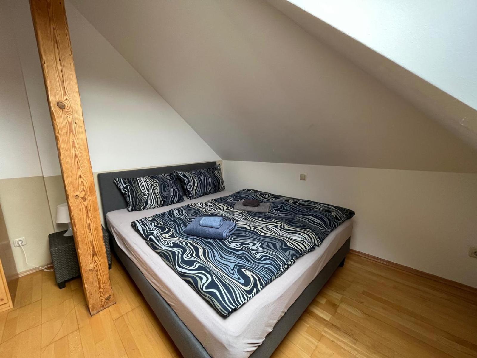 Doppelzimmer, Tv- Bad, Kuehlschrank- Parkplatz-17 Meine Bagian luar foto