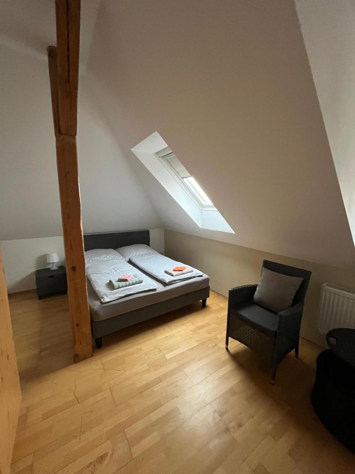 Doppelzimmer, Tv- Bad, Kuehlschrank- Parkplatz-17 Meine Bagian luar foto